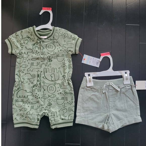 3-6 month Cat & Jack Boys Green Animal Romper & Green Shorts - Picture 1 of 5
